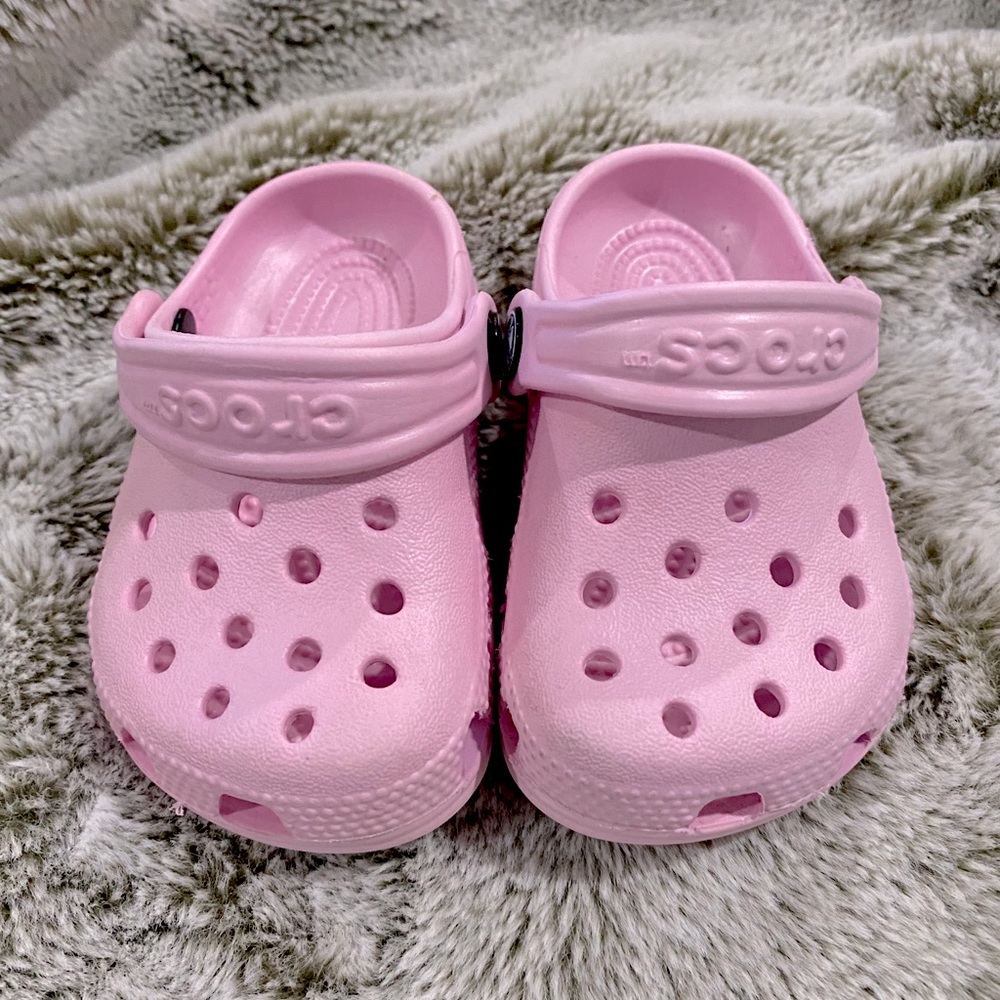 Size 2/3 Ballerina Pink Croc Littles